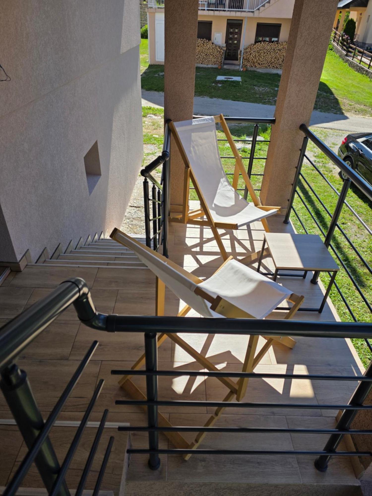 Apartment Planinski Raj *
